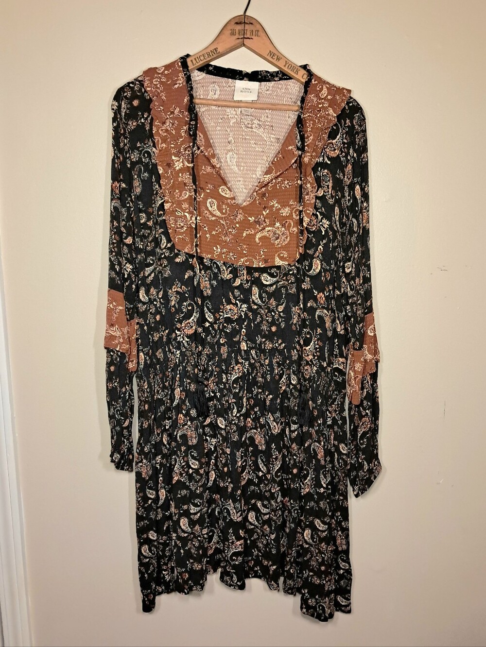Knox Rose Black and Brown Paisley Long Sleeve Western Boho Dress
